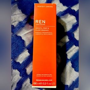 REN CLEAN SKINCARE
SMOOTH, PREP & PLUMP ESSENCE